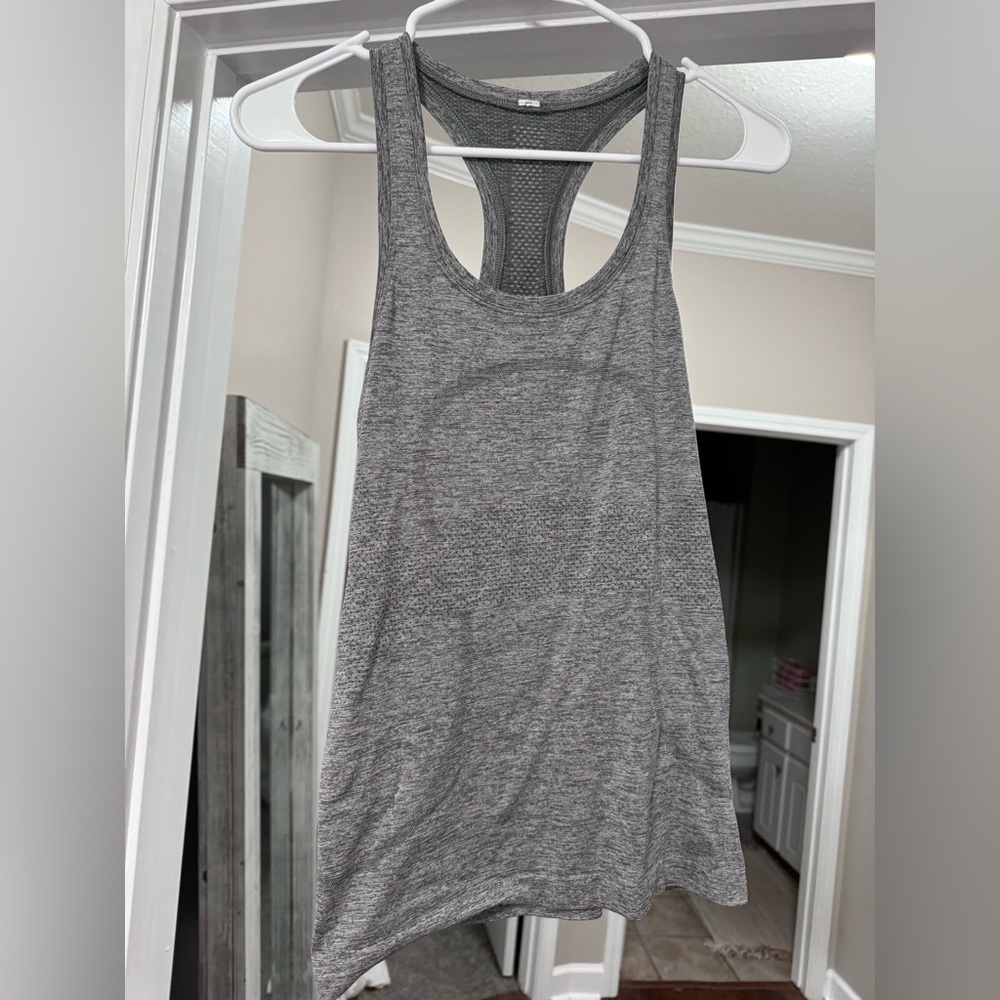Lululemon Swiftly Tech
